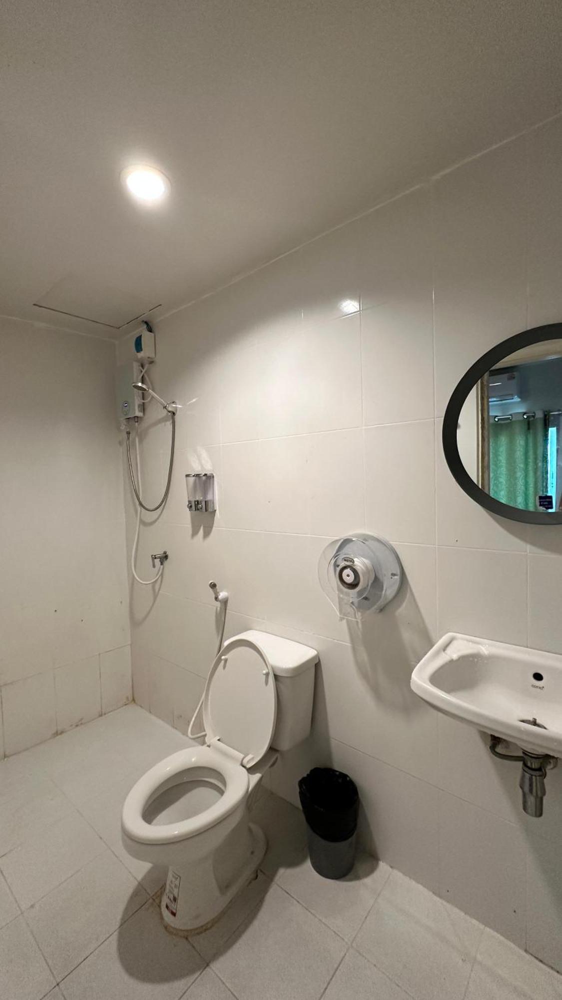 Lemon Tree Hostel Khaosan Bangkok Ngoại thất bức ảnh