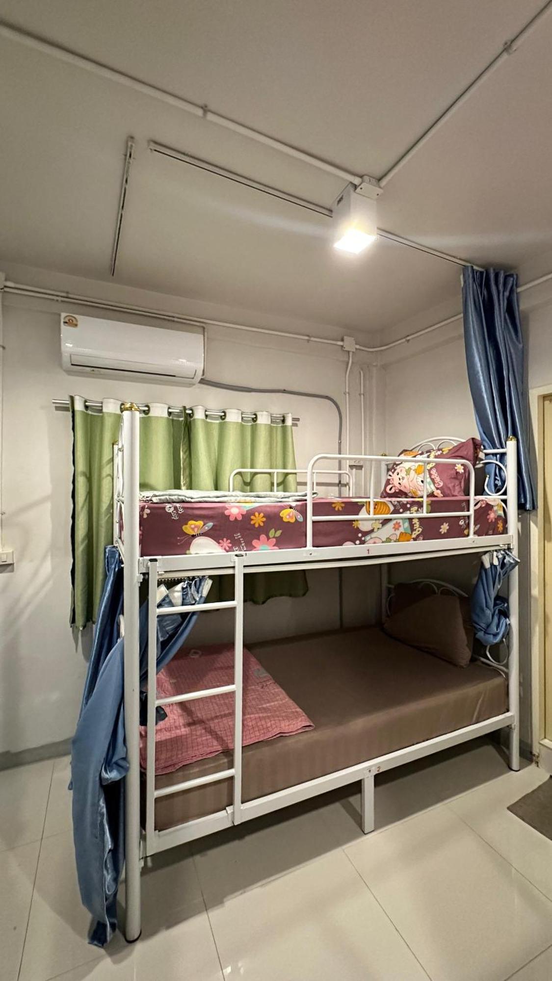 Lemon Tree Hostel Khaosan Bangkok Ngoại thất bức ảnh