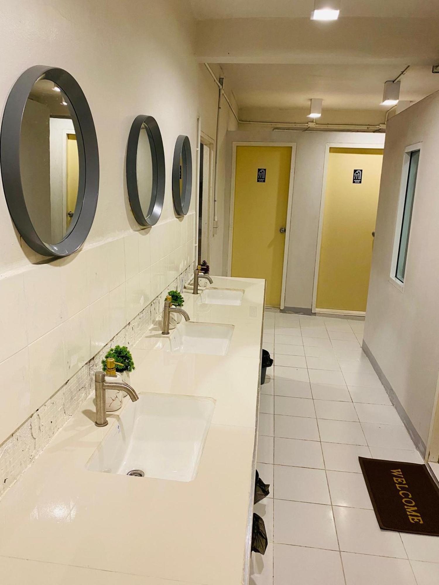 Lemon Tree Hostel Khaosan Bangkok Ngoại thất bức ảnh